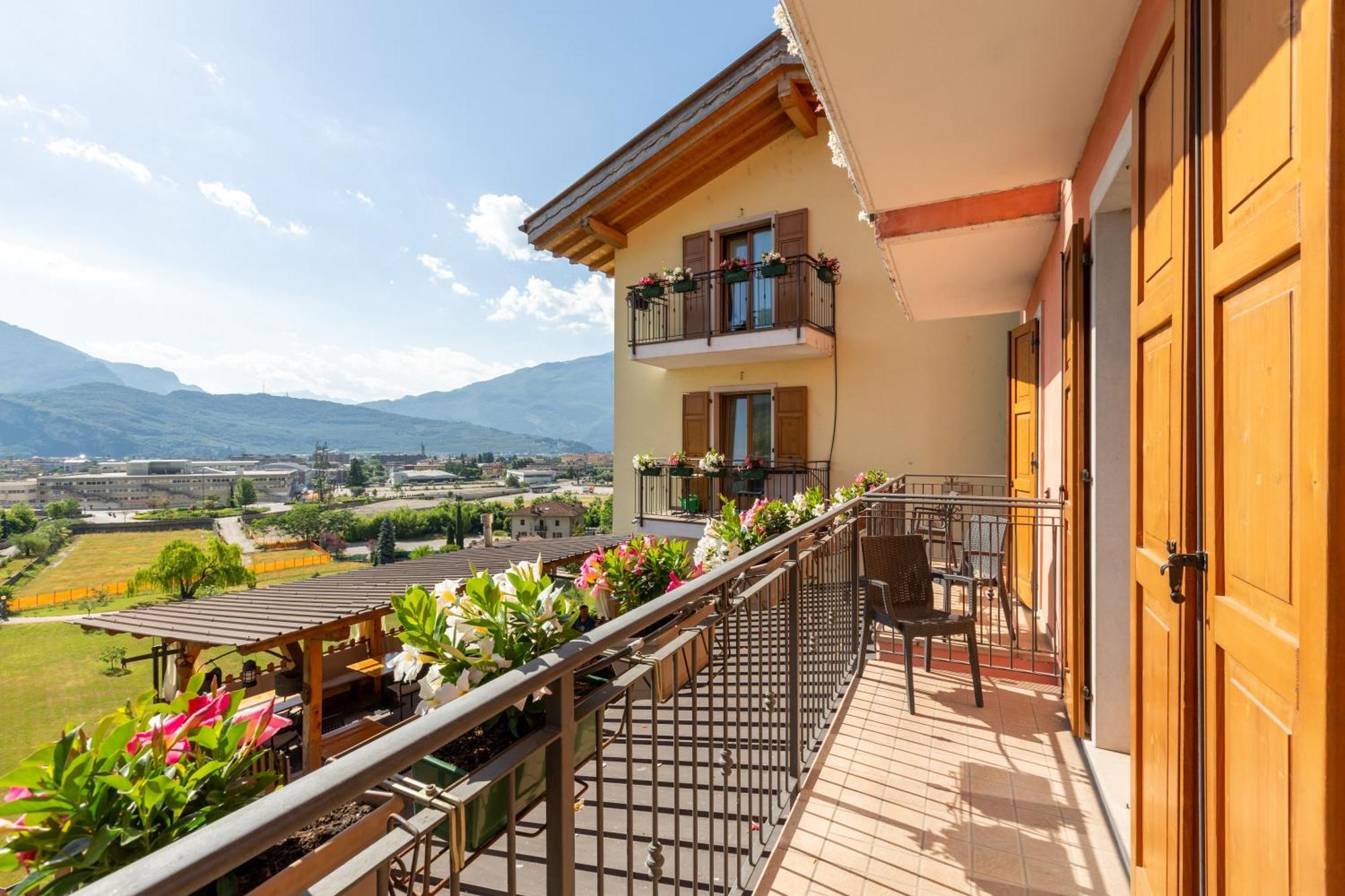 Вілла Agritur Eden Marone Рива-дель-Гарда Екстер'єр фото